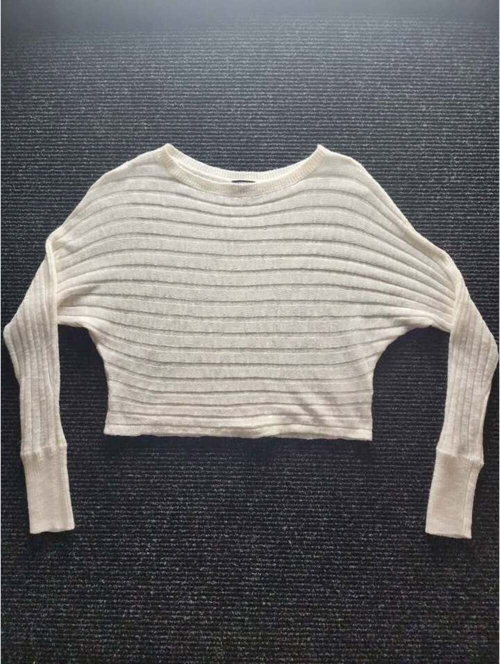 Express XS White Cropped Ribbed Sweater